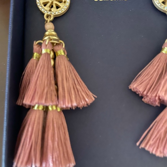 Fringe drop earrings - Picture 3 of 4